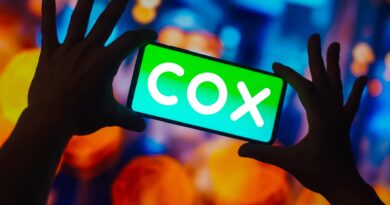 Cox Communications wins order overturning $1 billion U.S. copyright verdict