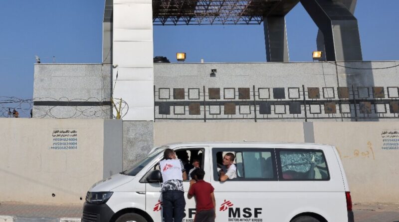 Facing a 'massacre' in Gaza, MSF laments limited ability to help