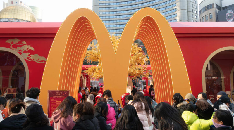 McDonald's is about to report earnings. Here's what to expect