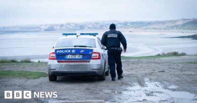 English Channel: Girl, 7, dies after boat capsizes near Dunkirk in France