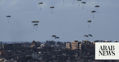 Gaza airdrop ends in deaths for five Palestinian refugees; 10 injured