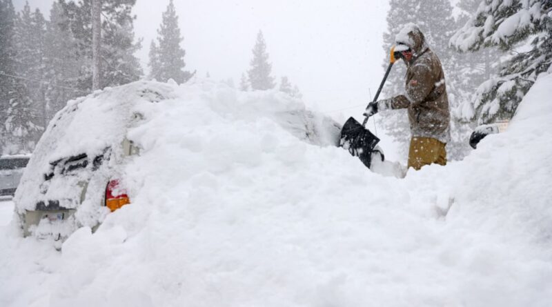 More mountain snow expected even as powerful blizzard moves out of Northern California