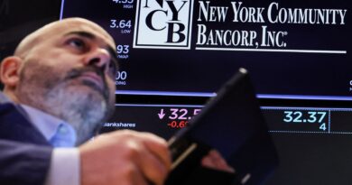 NYCB shares rebound after troubled regional bank announces $1 billion capital raise