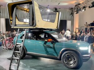 Rivian's new 'treehouse' rooftop tent comes with a movie projector | TechCrunch