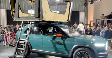 Rivian's new 'treehouse' rooftop tent comes with a movie projector | TechCrunch