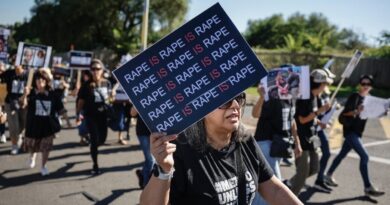 South African Jewish women march against abuse of Gaza hostages