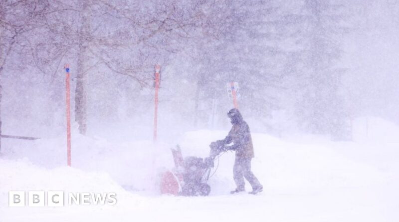 US storm: Massive blizzard hits California and Nevada