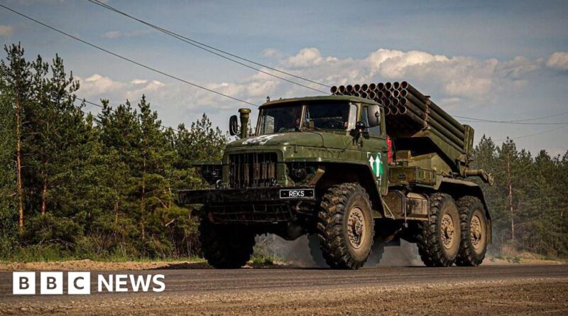 German defence minister says Ukraine should not agree to sweeping territorial concessions