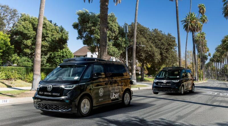 Uber, Volkswagen pair up to launch robotaxi service in US with self-driving, electric microbuses | TechCrunch