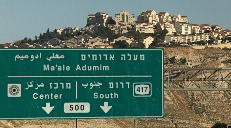 'Settlers on all sides': West Bank bypass raises fears of Israeli annexation