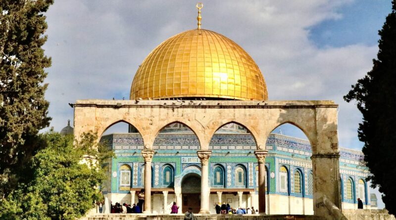 5 Ways Islam and Palestine Are Connected