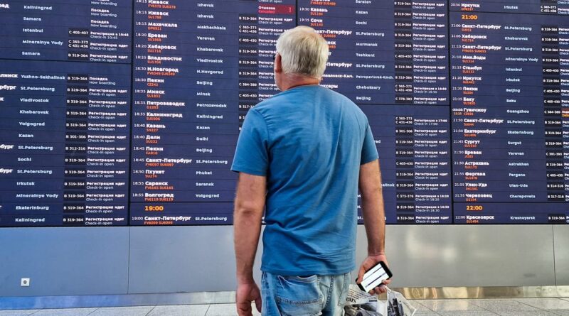 60,000 people were stuck in Russia's airports as Ukraine launched a massive drone attack, Russian tourism body says