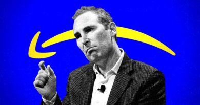 Amazon took a mysterious $1 billion hit from customer returns and tariff maneuvering