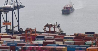 Chinese export hike reported as tariff talks with US set to start