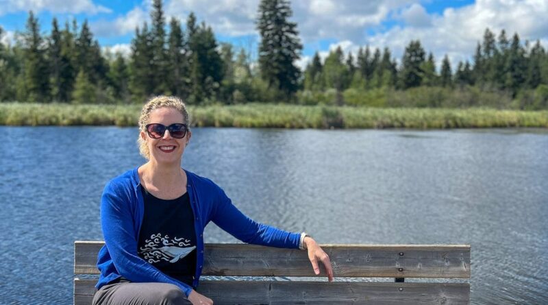 Drinking used to get me through bad dates. When I quit alcohol, I also stopped using dating apps.