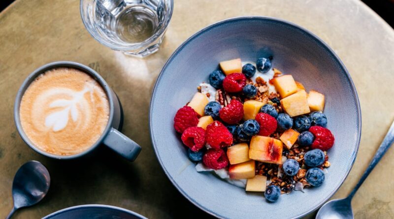 Eating healthy but struggling to lose weight? Here's what a dietitian recommends