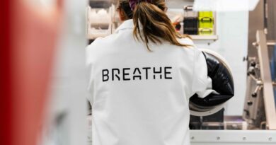 A scientist works in Breathe Battery Technologies' lab.