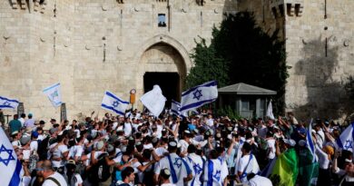 Far-right Israelis storm Al-Aqsa, UNRWA compounds amid Jerusalem Day march