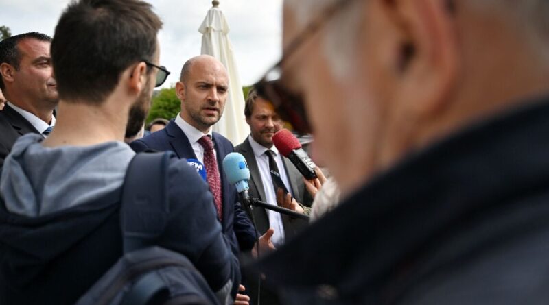 France vows immediate response as Algeria plans more expulsions