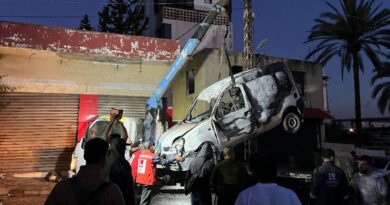 Hamas says commander killed in Israel Lebanon strike