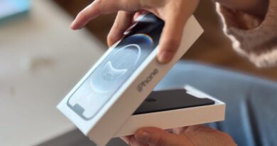 How much would a made-in-USA iPhone cost? A Wall Street analyst says it could be $3,500