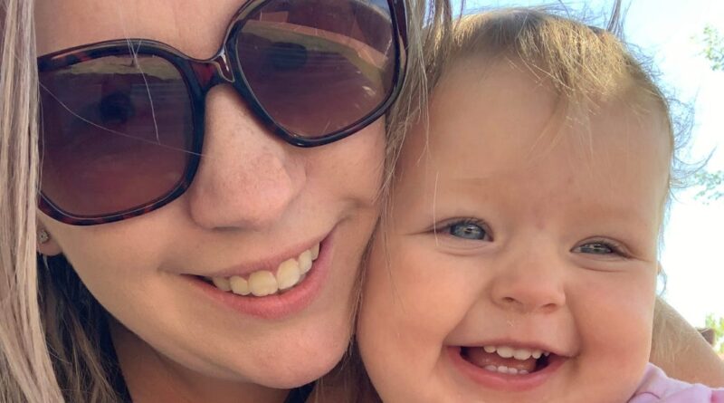 I had kids in my early 20s and again in my late 30s. I'm more confident as an older mom.