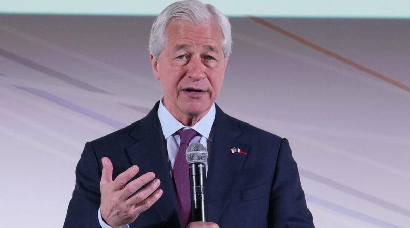 JPMorgan CEO Jamie Dimon opens the door to bitcoin, warns against stagflation