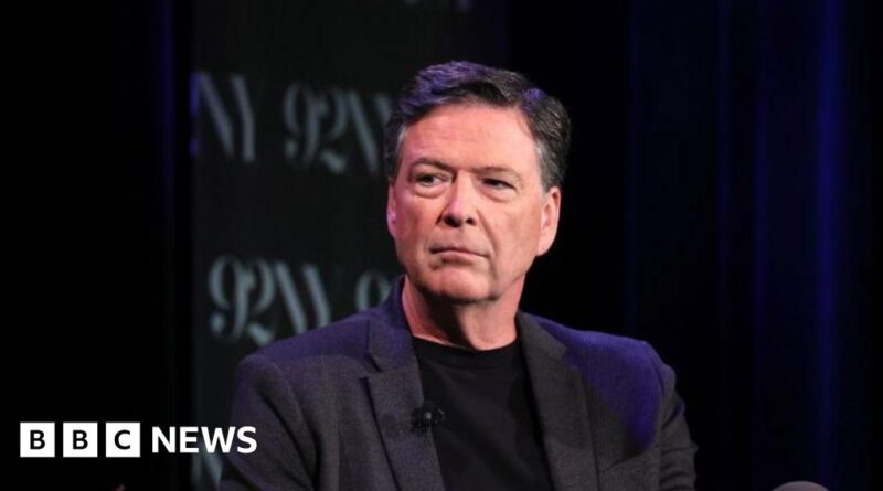 James Comey: Ex-FBI boss investigated for seashell photo seen as threat to Trump