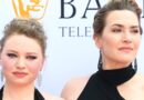 Kate Winslet's daughter says her mom made her write a pros and cons list before signing up for Instagram when she was 14