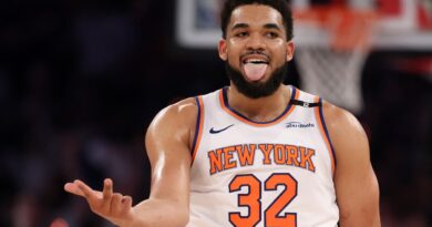 Knicks Defeat Celtics To Advance To First Conference Finals Since 2000