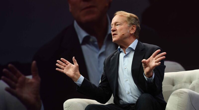 Leaders in AI need to reinvent themselves every year, says Cisco's former CEO