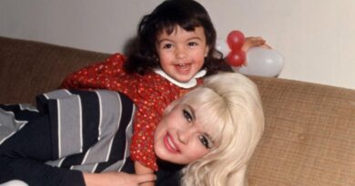 Mariska Hargitay’s Documentary ‘My Mom Jayne’ Gets Streaming Date