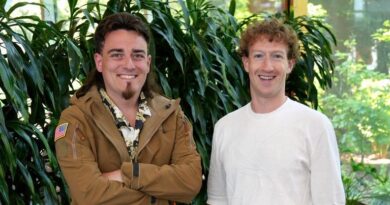 Mark Zuckerberg and Palmer Luckey end their beef and partner to build extended reality tech for the US military