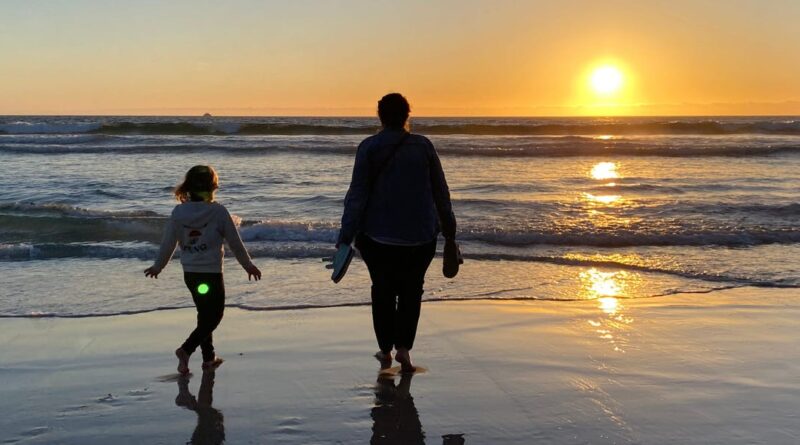 My mom had one rule for me: 'Don't fall in love and move away.' I now live 5 minutes from her and am full of regret.