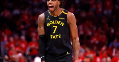 Pacers stun Cavs, Warriors shoot down Rockets to advance in NBA playoffs