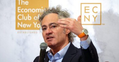 Palantir praises DOGE cuts and compares the US government to 'fine-marbled wagyu'