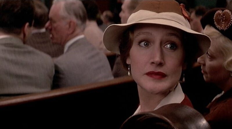 Patricia Clarkson says director Brian De Palma was a 'saving grace' for getting her extra pay on 'The Untouchables'