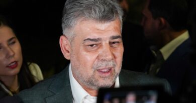 Romania’s PM resigns after far right wins first round of presidential vote