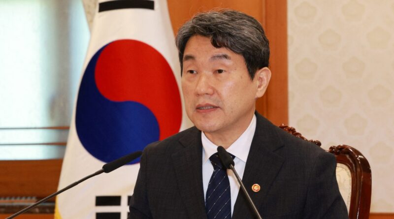 South Korea appoints new acting leader as ex-PM enters election race