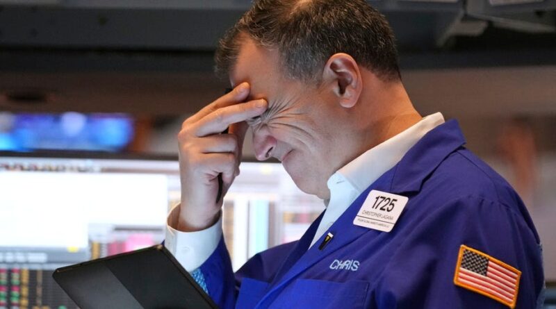 Treasurys hit 5% in wake of Moody's downgrade