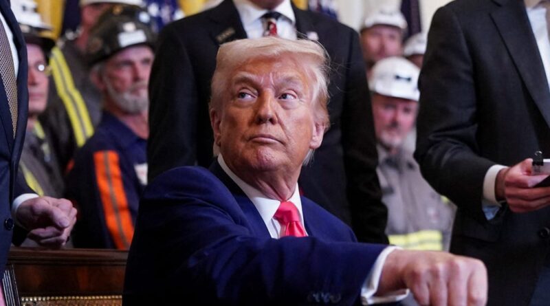 Trump's deal with Paul Weiss is throwing a wrench into his war on Big Law