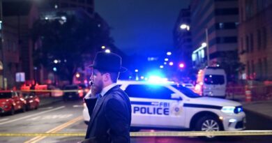 Two Israeli embassy staff shot dead outside Jewish museum in Washington