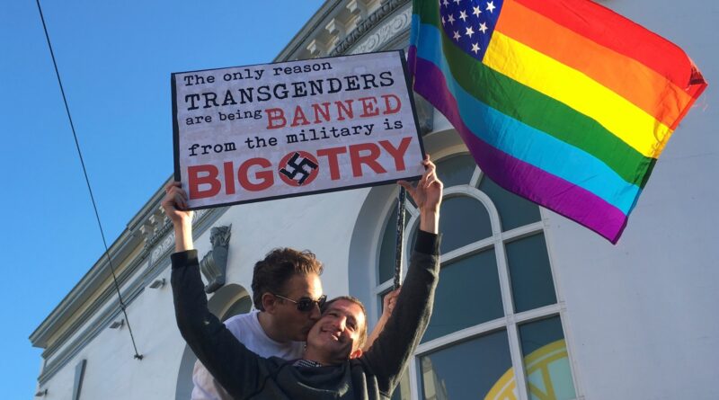 US Supreme Court allows ban on transgender troops to take effect