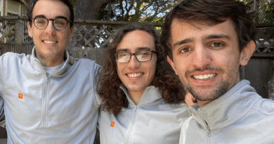 Y Combinator startup Firecrawl is ready to pay $1M to hire three AI agents as employees | TechCrunch