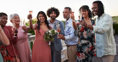 10 mistakes guests should never make at weddings, according to etiquette experts
