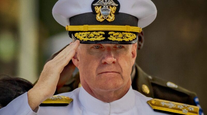 A top Navy commander says there's a clear trait of a good leader: They eat risk instead of leaving it to middle managers