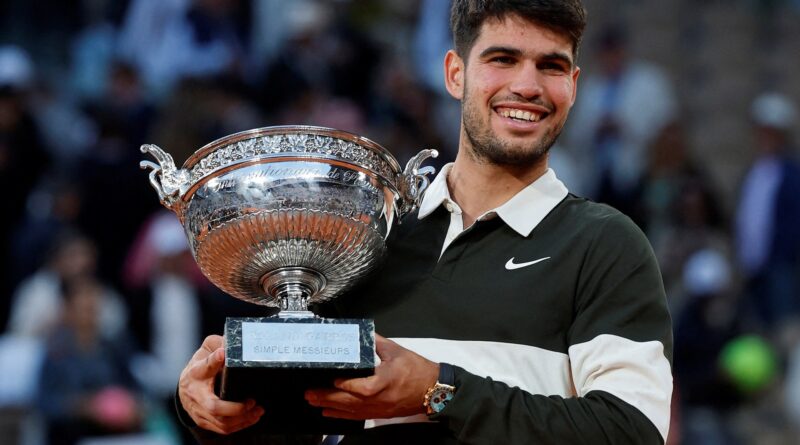 Alcaraz beats Sinner to win epic 2025 French Open men’s singles final