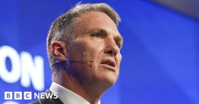 Australia asks China to explain 'extraordinary' military build-up