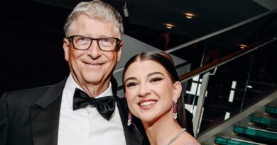 Bill Gates' daughter Phoebe and her cofounder say ChatGPT helped them promote their fashion tech business