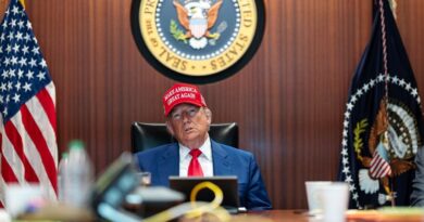 Bluff and last-minute orders: Trump's path to Iran decision